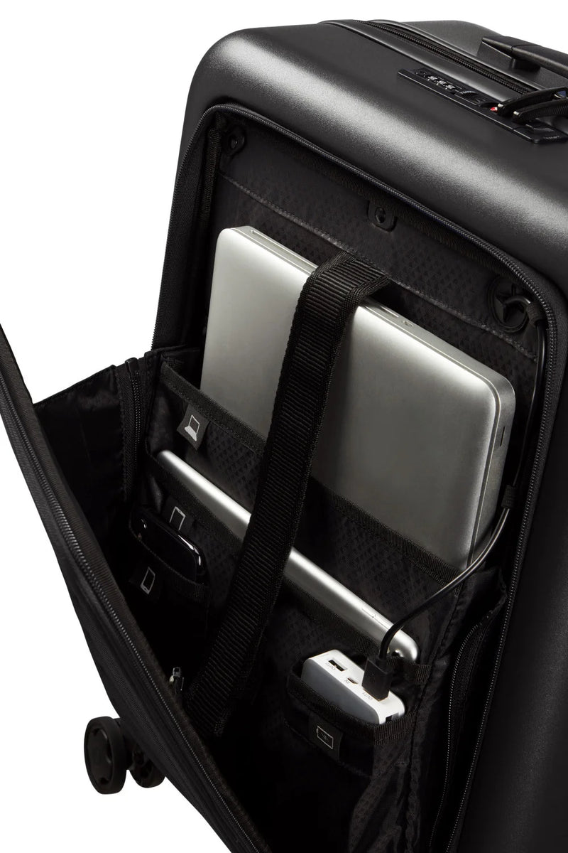 Samsonite Stackd Spinner (4 wheels) 55cm (23/26cm) Exp Easy Access