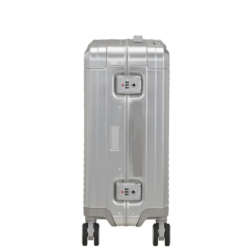 American Tourister  Soundbox Alu Travel Sets  Silver